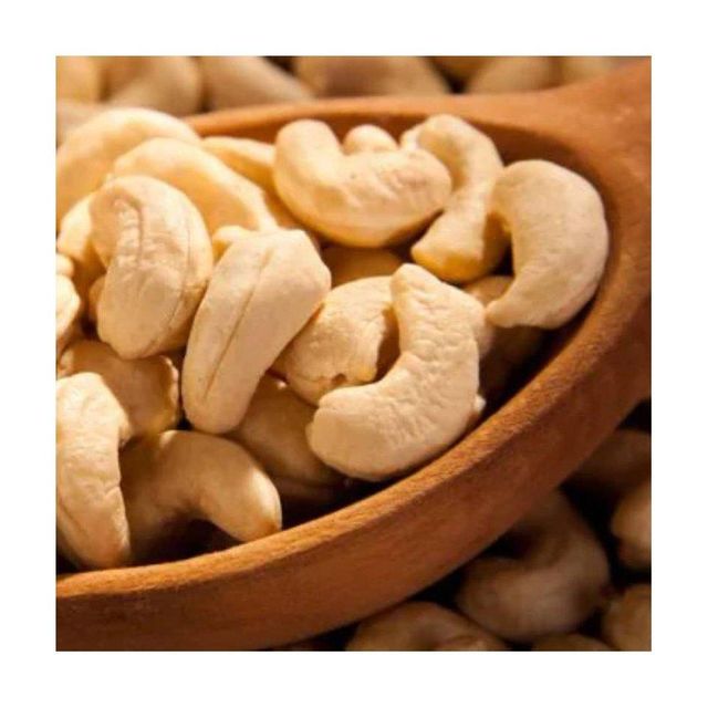 Fresh cashew nuts provided in wholesale packaging for trade supply - Image 2