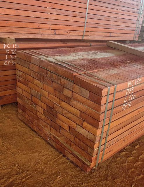 Padauk , Sappeli, Okan, Bilinga, Ebira, Ilumba, Ayouse , Teak Lumber - Image 2