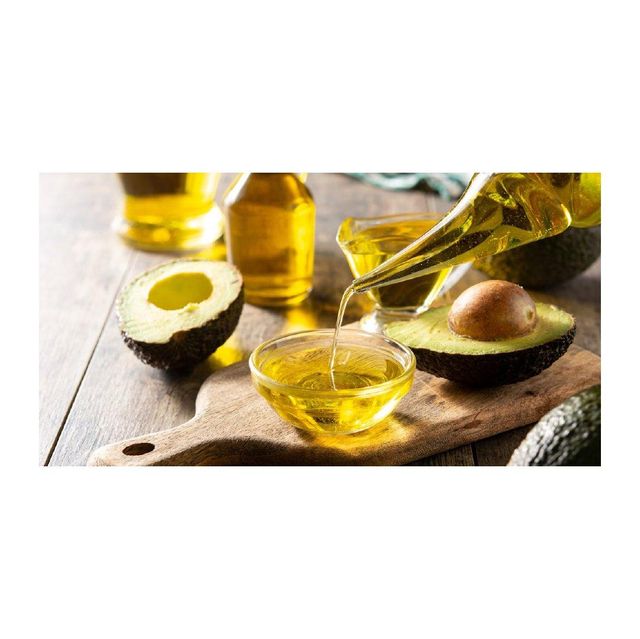 Bulk Avocado Oil rich in nutrients and healthy fats for international distribution - Image 1