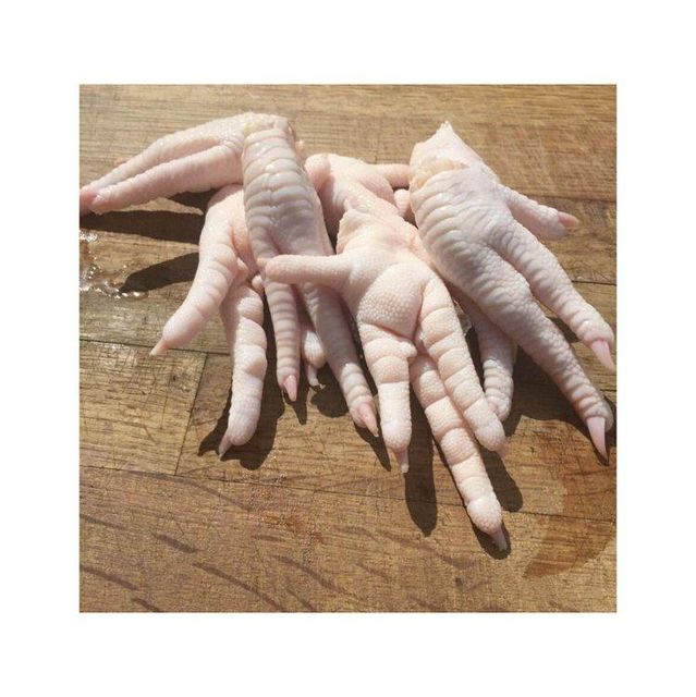 Frozen chicken feets - Image 1