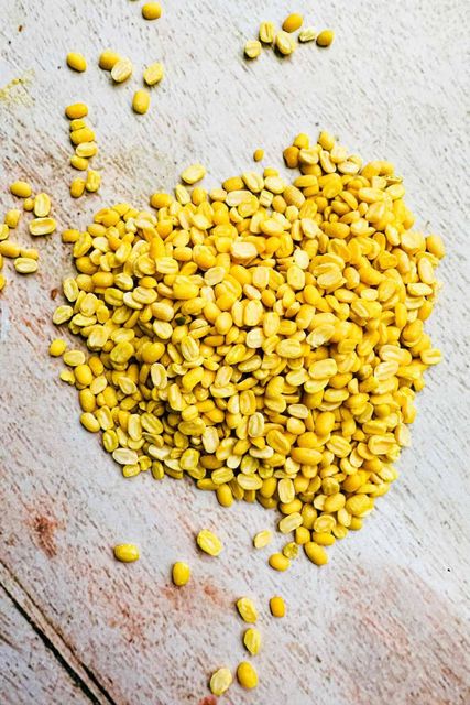 Premium Split Mung Beans Yellow Moong Dal Non GMO High Protein Factory Supply Available Fresh Nutritious Mild Sweet Tast - Image 4