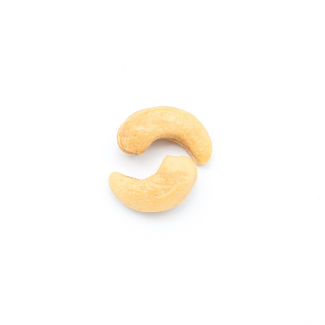 Food Grade Raw Cashew Nuts W320 for Bulk Trade Industrial Use - Image 4