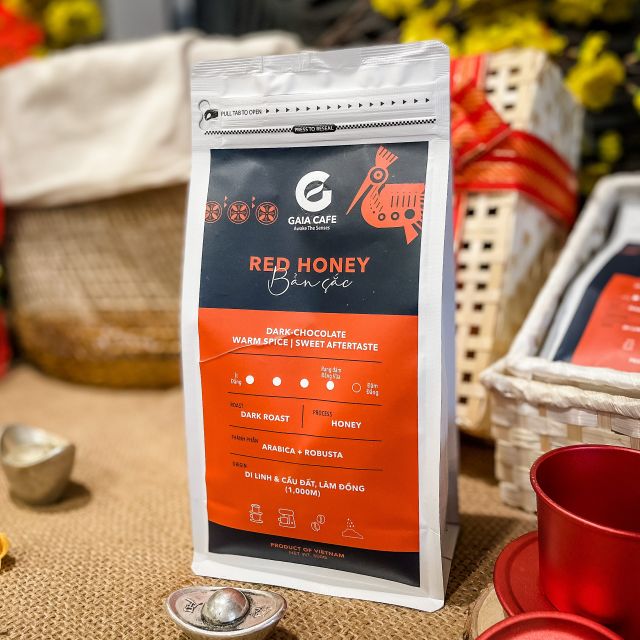 Ready-to-brew Customized blend Arabica Robusta Coffee high-quality Single-Origin Vietnamese Heritage Ground Coffee Bag 500g - Image 4