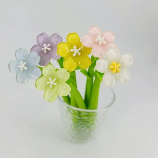 Vibrant Daisy Gel Pens for Effortless Writing Experience Weight 13G Size 24*3cm Color Black Refillable Yes Model NO. - Image 4