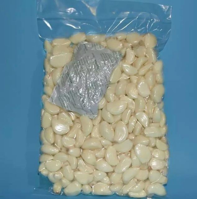 Premium Peeled Garlic (Chilled Fresh / IQF Frozen) Form Whole Type Peeled Garlic Shape Whole Cloves Material 100% - Image 3