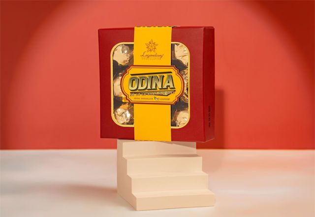 Premium Quality LEGENDARY CHOCOLATIER Dark Cashew Chocolate Made In Vietnam 180g OEM ODM Service for Gifting - Image 2