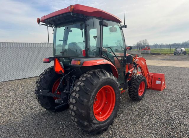 Machinery 2025 Kubota L4760 Tractor 47HP 4WD Loader HST Excellent Condition - Image 4