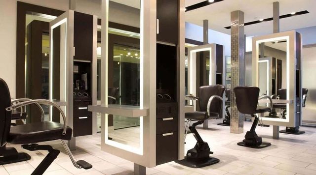 Beauty Parlour Interior Design - Image 4