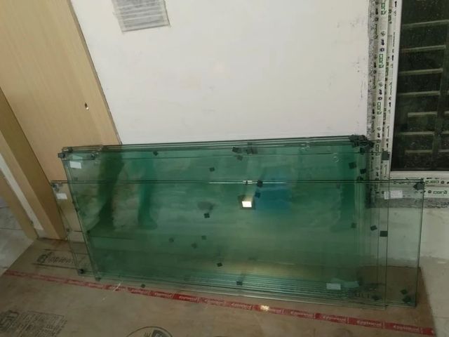 Toughened Safety Glass Railing, For Home Size 5x15 ft Thickness 10 mm Color Transparent Usage/Application Home Country of Origin Made in - Image 3