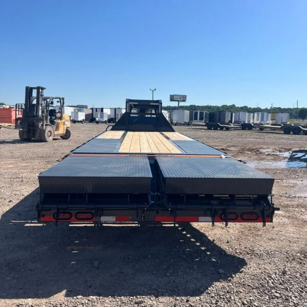8.5×25 20k Lamar Flatbed Trailer - Image 4