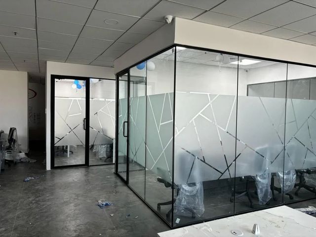 Office Partition Panel Thickness 50 mm Application Area Interior Partition Type Full Height Partition Material Aluminium And - Image 7
