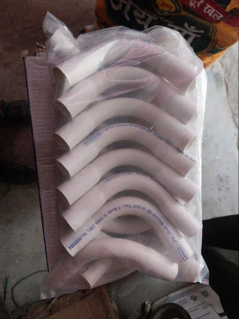 90 Degree Male PVC Electrical Pipe Bends Angle 90° Color White Material Pvc Finish White Diameter 1-inch Bend Angle 90 - Image 1