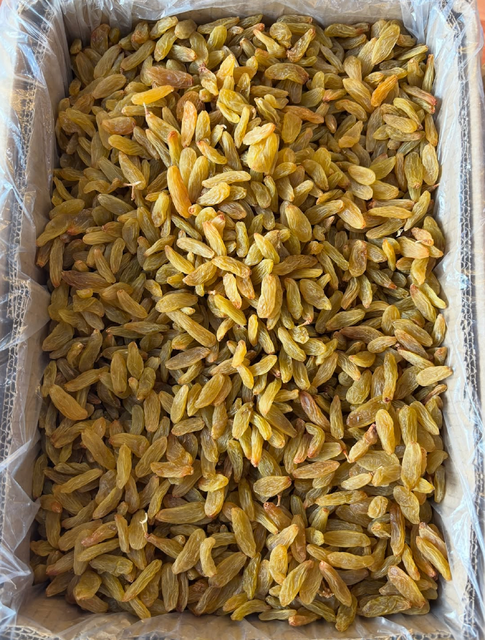 Naturally Sweet Dried Fruits Golden Raisins Premium Quality 10kg On Sale - Image 3