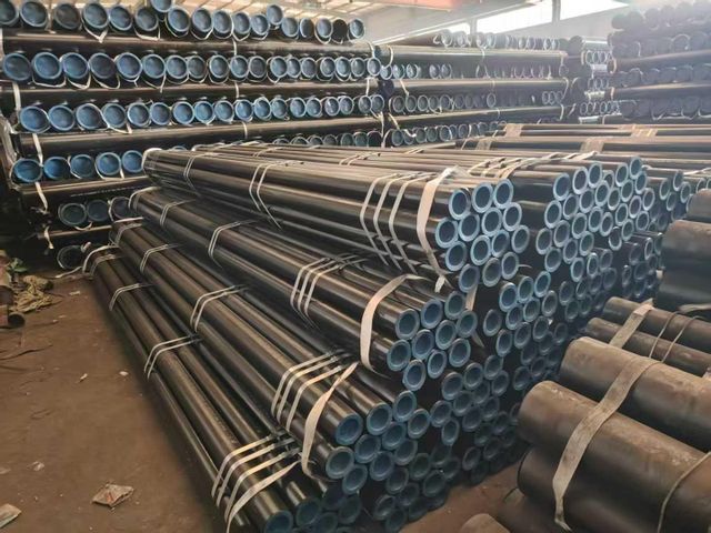 ASTM A106 Carbon steel pipe Specification Carbon Steel Tube/Pipe Size Thickness 1.0mm-60mm;Diameter 6.0mm-1422mm Grade ,A106 GrB,API5L,API5CT,S235JR,S275JR, - Image 1