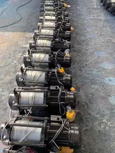 Compact 12V Electric Winch: Heavy-Duty Performance with Synthetic Rope - Image 3