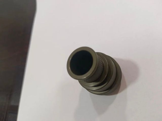 Aluminium D Sub Connector Shape Round Finish Polished Hardness 70 HRC Material Aluminum Technique Hot - Image 2