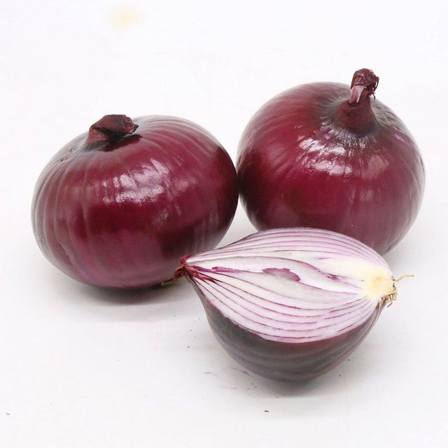Large Fresh Onion Premium Bulbs Carefully Harvested And Packed For Exporters - Image 5