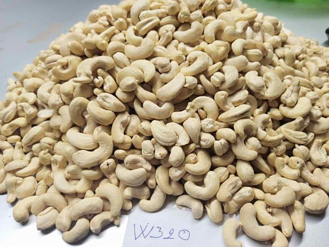 Hot Selling- Raw Cashew Nuts /Vietnamese Cashew Low Price - Wholesale Roasted Cashew Nut Export Free Taxes - Image 2