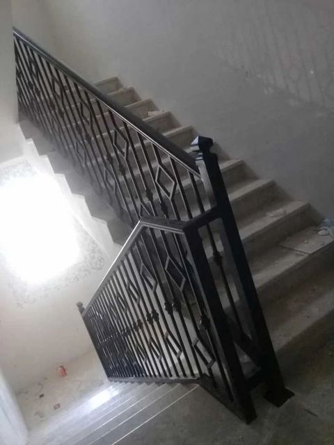 Balcony Stainless Steel Railings, For Office Design Bar Color Silver Position Balcony Diameter Customised Chromium Content - Image 4