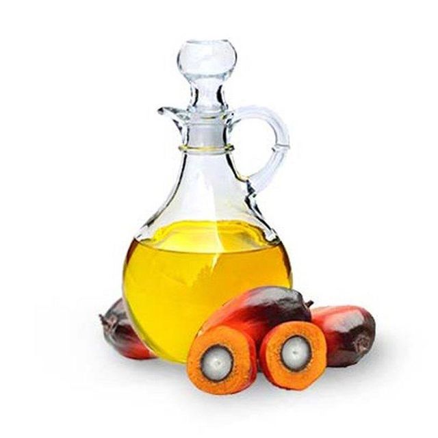 High quality refined palm oil wholesale distributor supplying pure palm cooking oil for frying baking and food manufacturing companies with bulk packaging options for international importers and global buyers. - Image 4