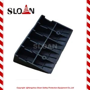 Portable Lightweight PVC Road Curb Ramp for Cars Wheelchairs - Image 5