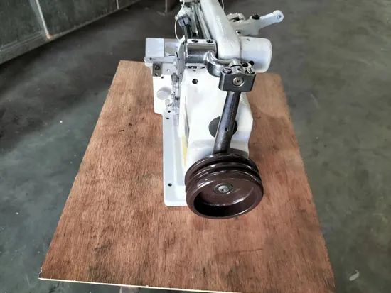 Tn-38 / 27 Large / Medium Shell Stitch Overlock Sewing Machine - Image 3