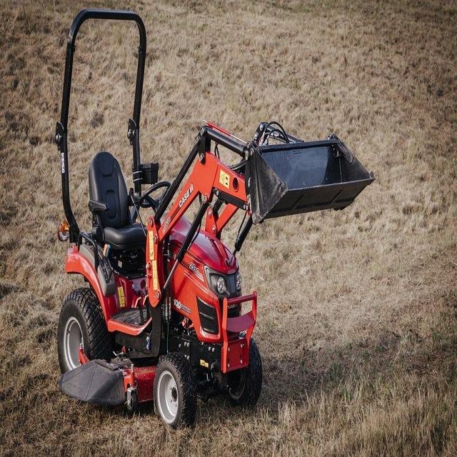 Fairly Used for 4WD 30HP Compact Tractor with Loader Gearbox Pump & Engine-2-Year Warranty for Farm & Landscaping - Image 3