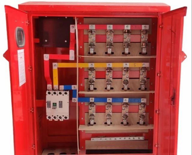 400A  Feeder Pillars Material MS Phase Three Phase Bus Bar Aluminium Rated Voltage 415 V Mounting Floor Mounted Current Rating (A) 400 - Image 3