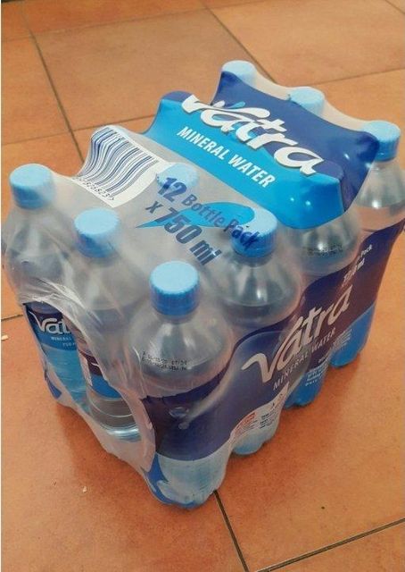 Mineral water - Image 1