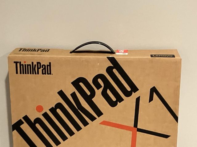 Lenovo ThinkPad X1 Carbon Gen 9 - Image 1