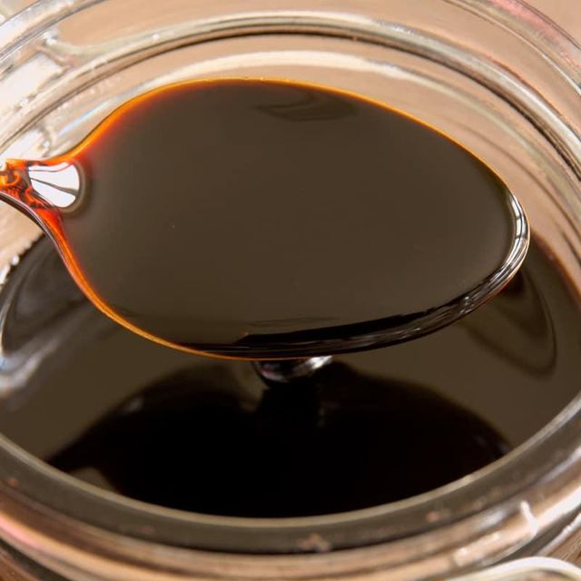 100% Sweet Sugar Syrup Sugarcane Molasses With High Brix Grade 100% Pure Natural Taste Sweet Caramel Type CRYSTAL SUGAR Specification Moisture: 0,04% maximum on dry weight basis - Image 1
