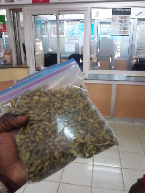 Green Cardamom - Image 1