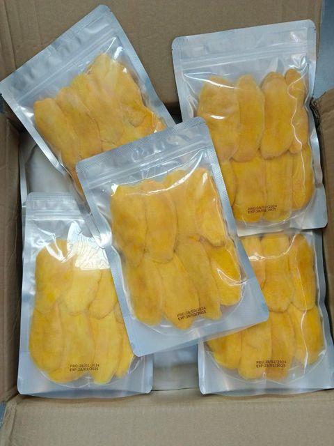 Wholesale 100% Dry Mango High Quality Soft Fruit with Sweet Taste AD Water Dried Fruit in Bulk and Vacuum Pack - Image 3