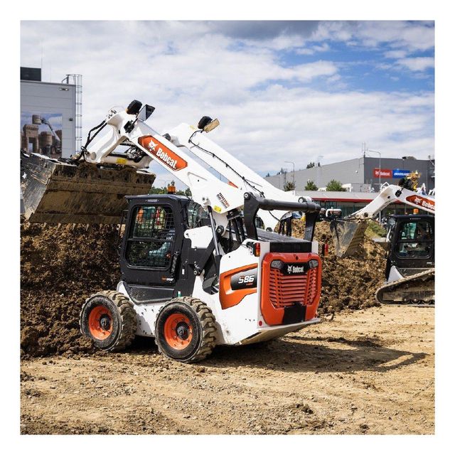 bobcat s86 skid steer technical specifications sheet engine model horsepower torque hydraulic system lift capacity tipping load fuel efficiency operator station safety features comfort and design guide info - Image 4