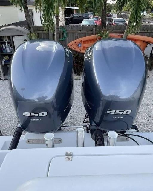 Yamaha 200HP Four Stroke Outboard Engine - Image 5