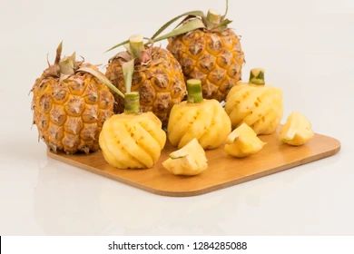 Fresh Pineapple - Image 4