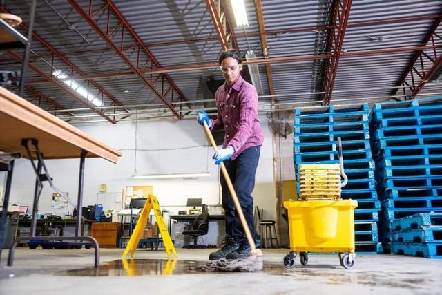 Industrial Plants Cleaning Services Service For Regular Basis - Image 1