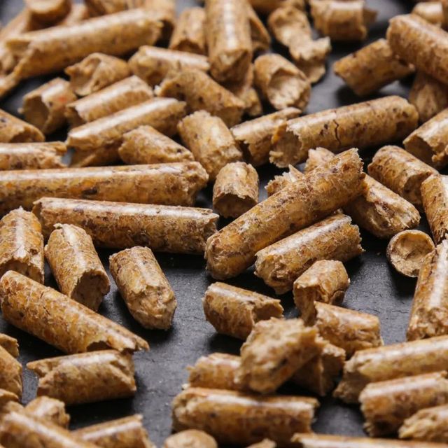 Eco Friendly Wood Pellets High Energy 8mm Wood Pellets For Residential And Industrial Biomass Heating - Image 1