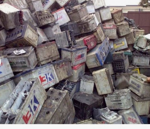 Battery Scrap / Car and truck battery drained lead battery scrap. Cheap. Free Shipping Worldwide - Image 3