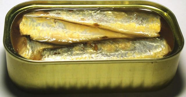 Canned Sardine In Vegetable Oils / Sardine/Tuna/Mackerel Place of Origin - Image 3