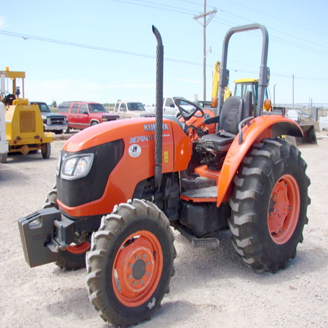 Wholesale Price Offer on Used Wheel Kubota M7040 Tractor 4WD Agricultural Equipment Tractor for Cheap Sales - Image 3