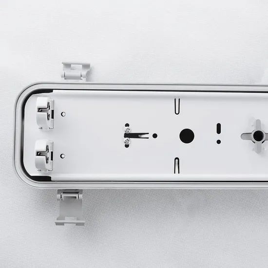 Durable Weatherproof LED T8 Triproof Lighting Fixture for Aquariums - Image 2