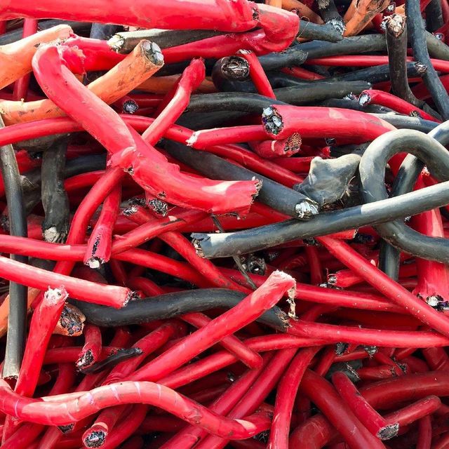 High-Quality 99.95%-99.99% Bright Copper Cable Scrap | Wholesale Clean Recycled Copper for Smelting Industry Copper Cable Scrap Copper Scrap/PVC Copper Wire Scrap - Image 4