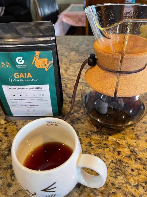 Ready-to-brew Vietnamese Medium Roast Arabica Coffee Beans 250g Bag Floral and Fruity Taste Notes Export Quality Small MOQ - Image 5