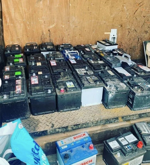 Battery Scrap / Car and truck battery drained lead battery scrap. Cheap. Free Shipping Worldwide - Image 4