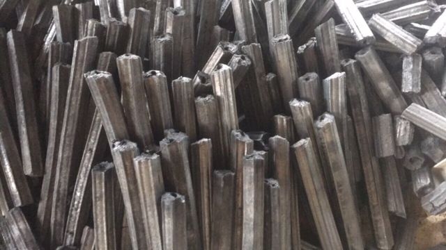HEXAGONAL SHAPE MACHINE MADE SAWDUST CHARCOAL - Image 6