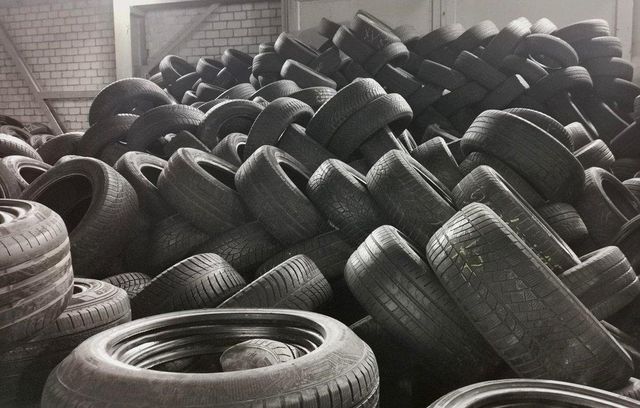 Best Grade Used Tires, Second Hand Tires, Used Car Tires in Bulk Performance Tyre - Image 3