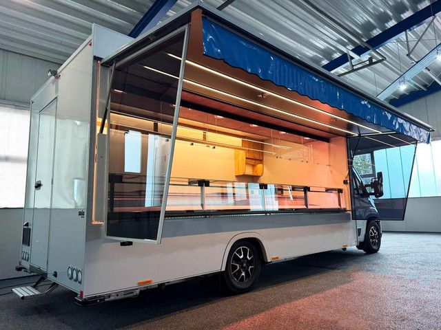 Commercial Pizza Taco Hot Dog Food Truck With Stainless Steel Kitchen Equipment And Efficient Food Preparation Area - Image 2