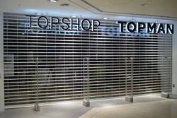 Polycarbonate Rolling Shutter Panel Pattern In-line Material Polycarbonate Maximum Shopfront Width 7m Visibility When Closed Over - Image 1