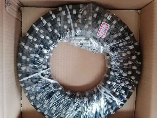 Diameter 11mm Spring Rubber Diamond Wire Saw for Concrete MOQ 10m Origin China Diameter 11mm Spec 37 Beads/M Model NO. - Image 4